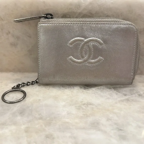 Chanel Metallic Silver Key and Card Pouch - Picture 2 of 11